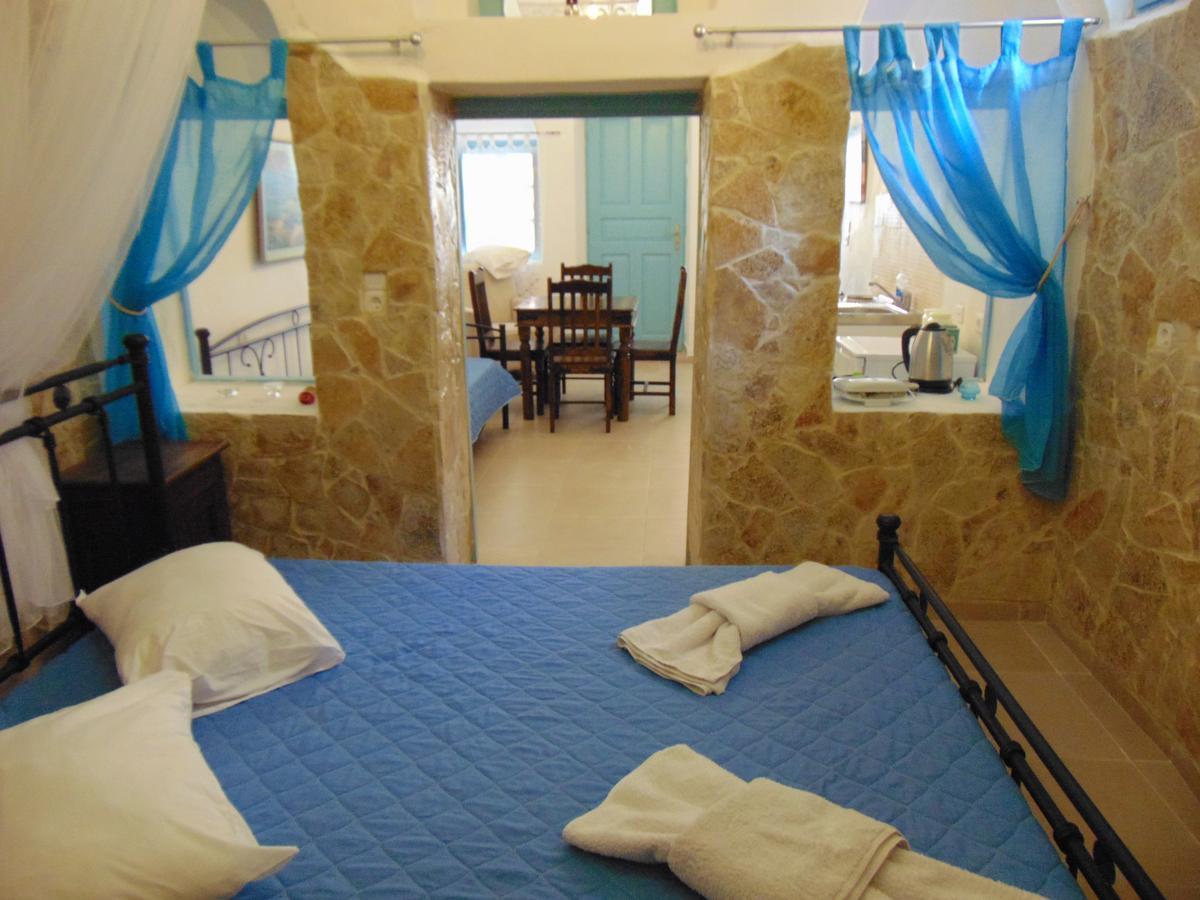 קרטראדוס Archangels Traditional Houses מראה חיצוני תמונה
