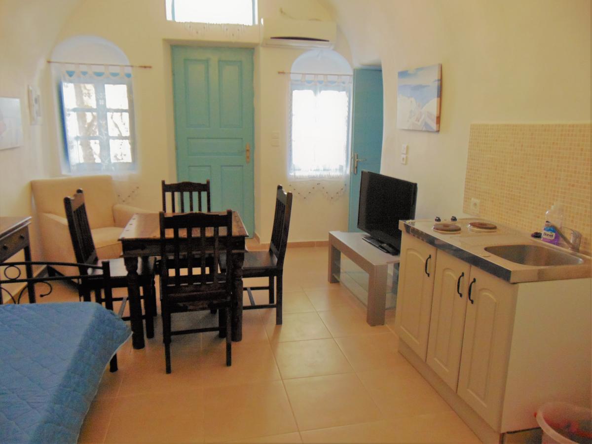 קרטראדוס Archangels Traditional Houses מראה חיצוני תמונה