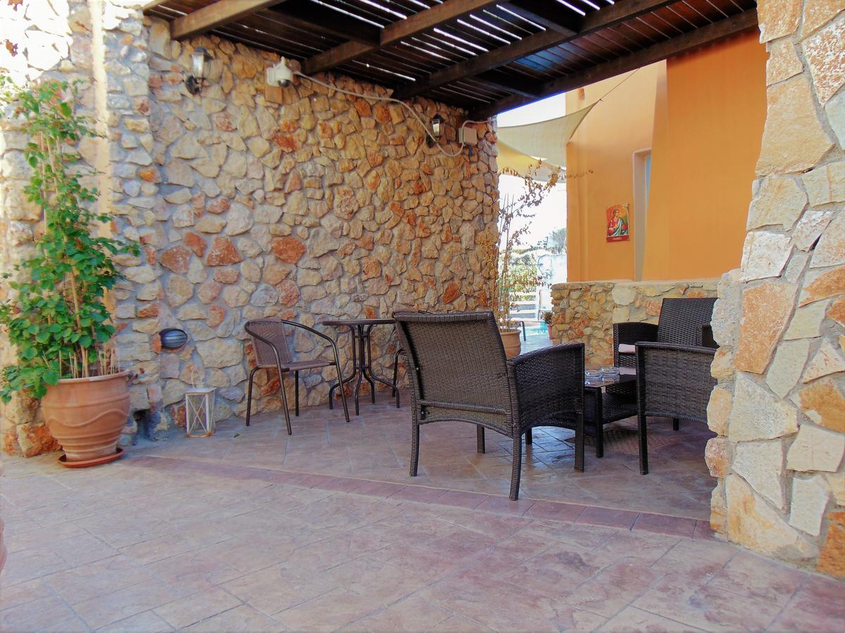 קרטראדוס Archangels Traditional Houses מראה חיצוני תמונה