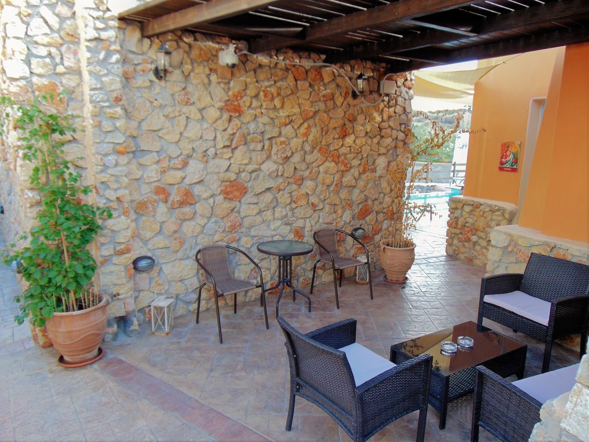 קרטראדוס Archangels Traditional Houses מראה חיצוני תמונה