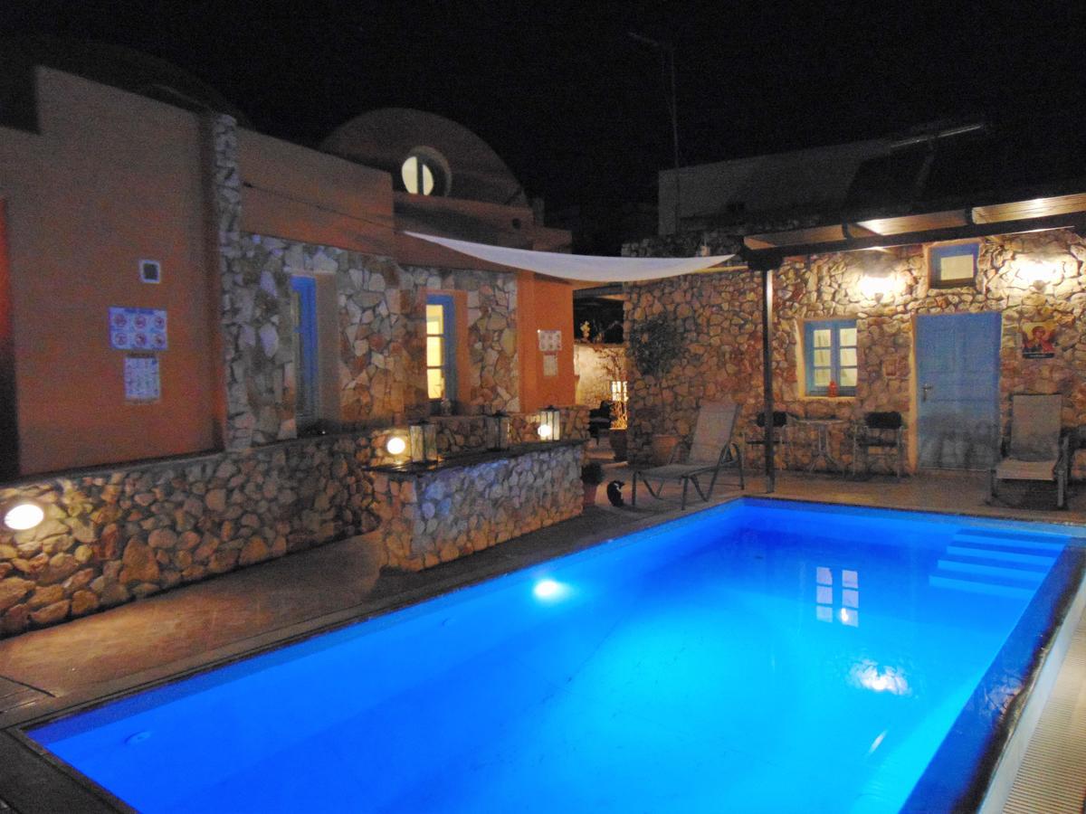 קרטראדוס Archangels Traditional Houses מראה חיצוני תמונה